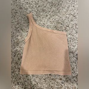 One size fits all tank! Super cute